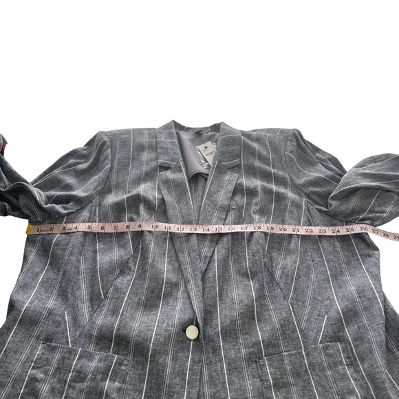 Lane Bryant NWT The Bryant Blazer Pinstripe Gray Plus Size 24 Career Business - Picture 12 of 16